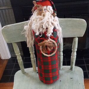Santa Claus  In Plaid Stuffed Cylinder. VGUC
